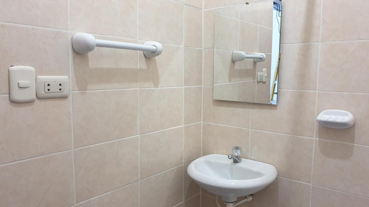 Hostal Maravilla Amazonica Икитос Екстериор снимка