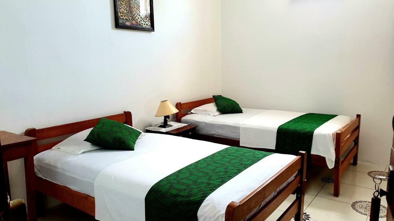 Hostal Maravilla Amazonica Икитос Екстериор снимка